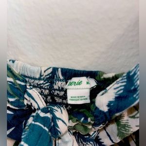 Aerie jumpsuit cute tropical pattern size medium